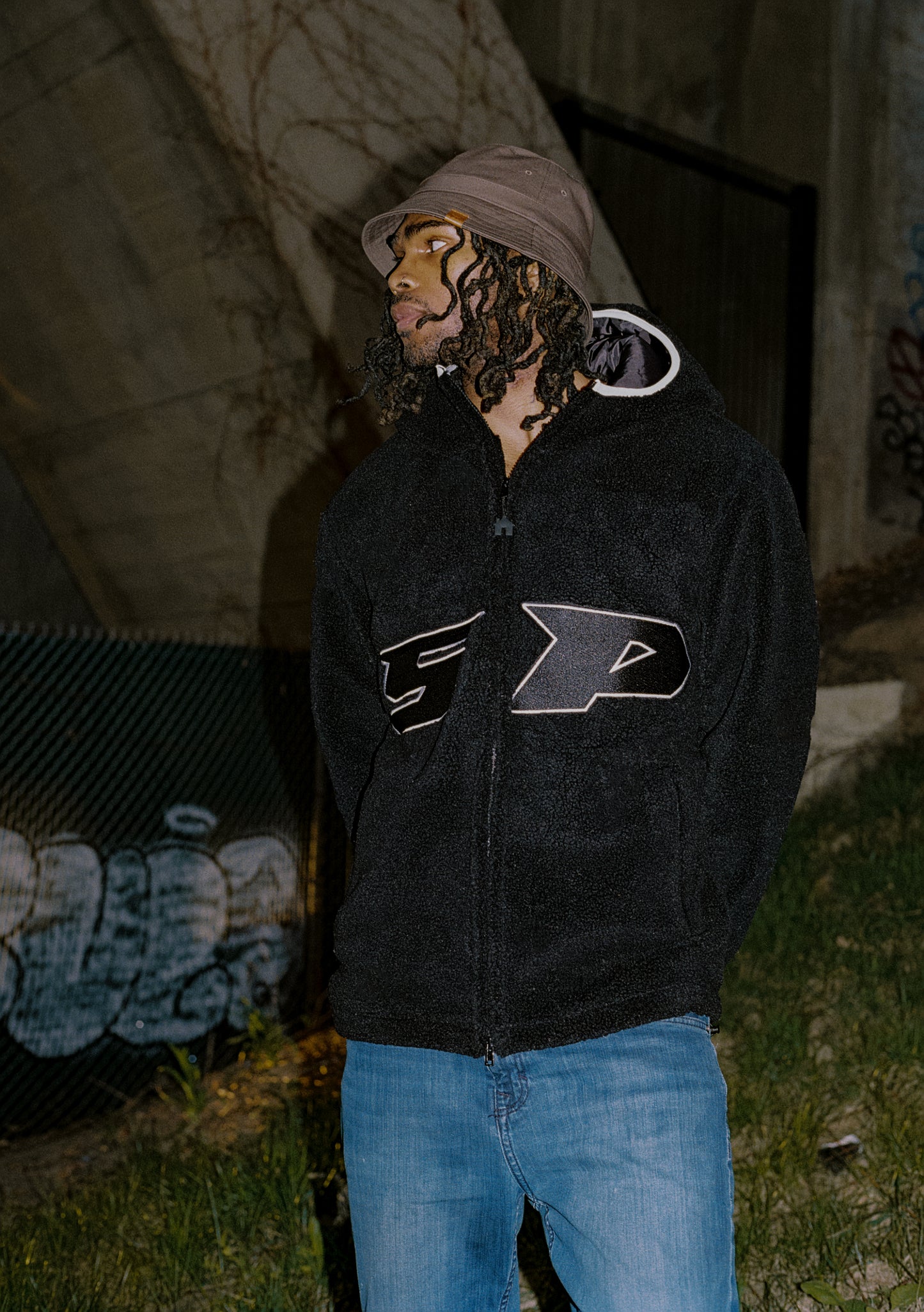 BLACK HEAVYWEIGHT SHERPA JACKET