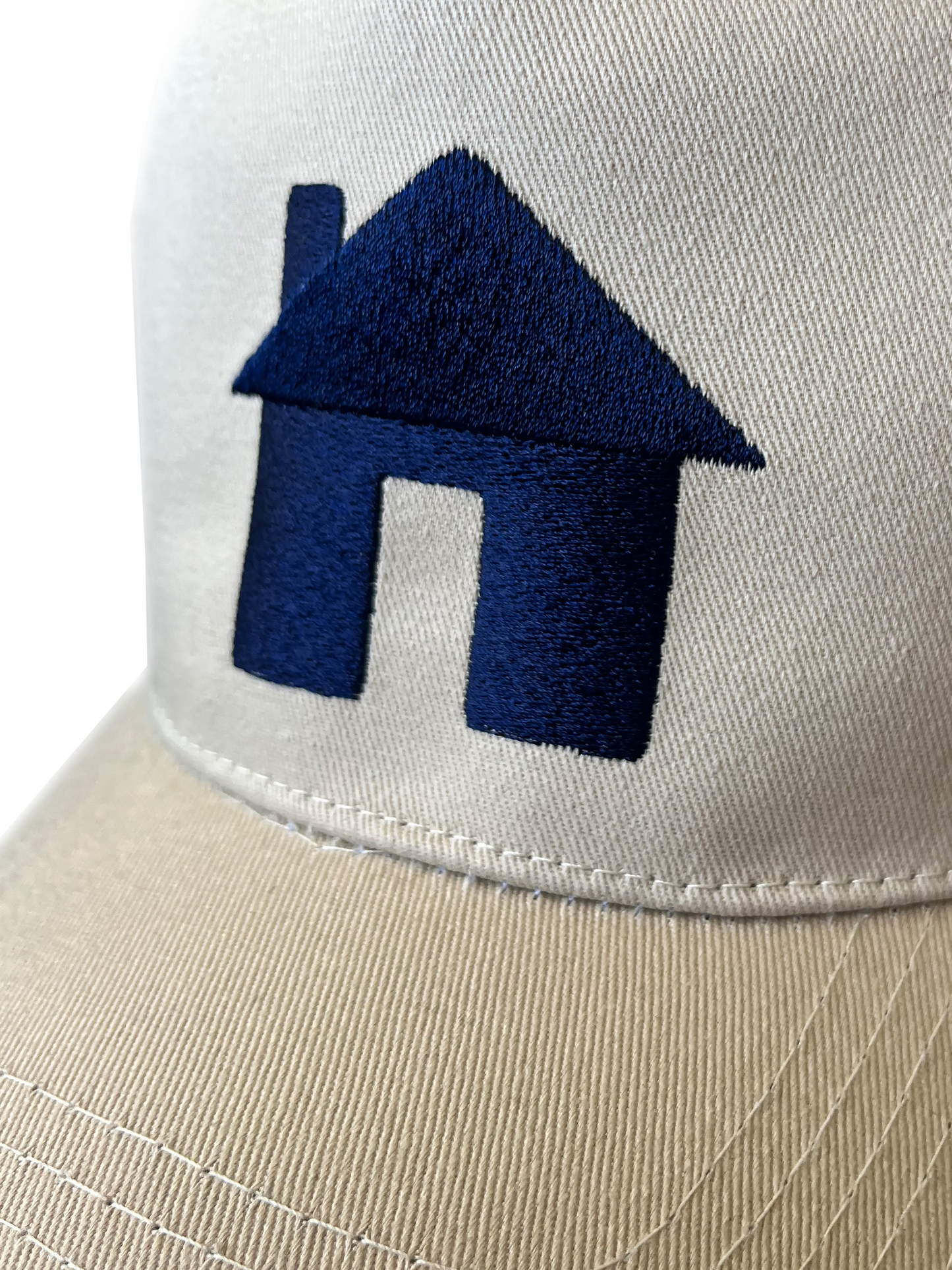 STRAWBERRY PARK TRUCKER HAT