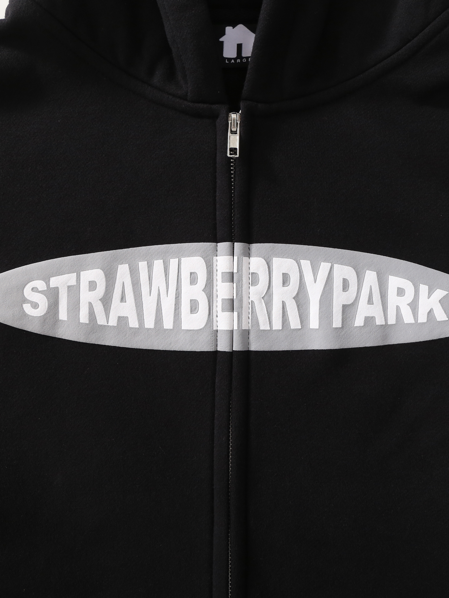 STRAWBERRY PARK ZIPUP